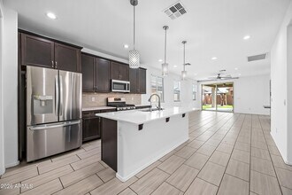 10829 W Hadley St in Avondale, AZ - Building Photo - Building Photo