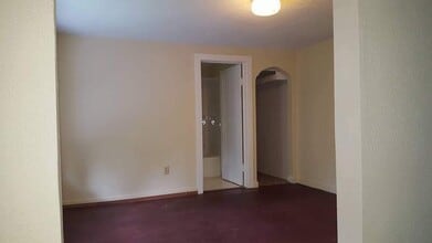 46 1/2 S 6th St in Sharpsville, PA - Building Photo - Building Photo