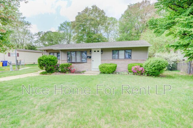 660 Windsor Ave in Maple Shade, NJ - Building Photo - Building Photo