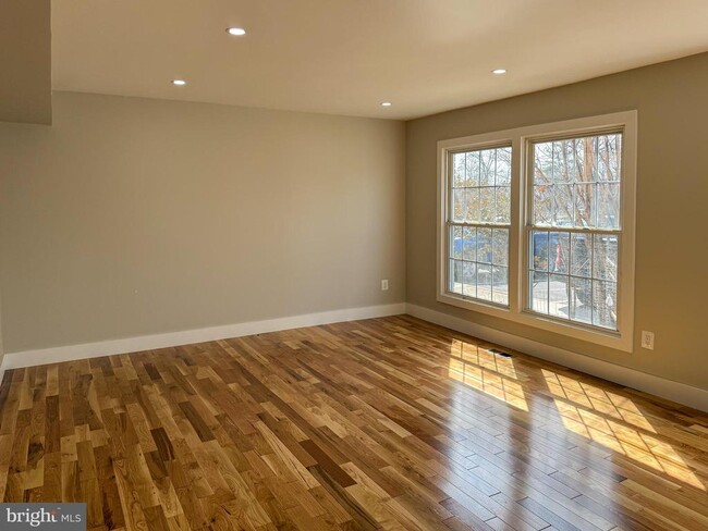 property at 1723 Gabriel Ct