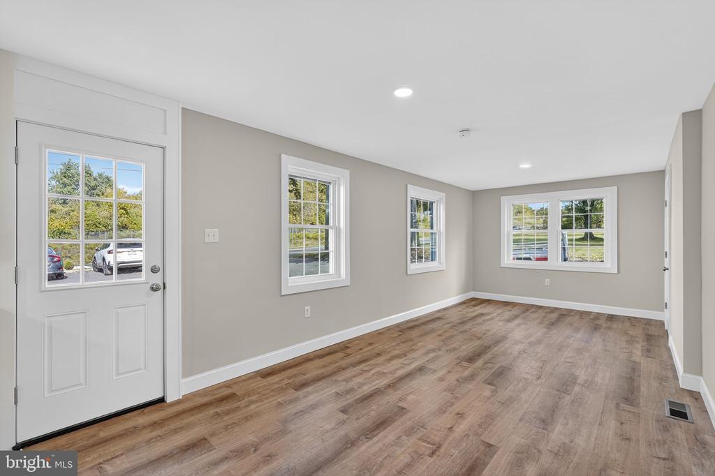 2105 Second Street Pike in Newtown, PA - Building Photo