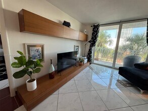 6801 Indian Creek Dr in Miami Beach, FL - Building Photo - Building Photo