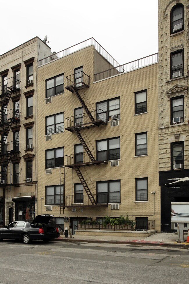 273 E Stanton St in New York, NY - Building Photo - Building Photo