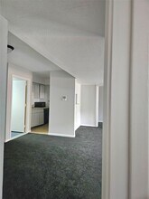 8421 Hearth Dr in Houston, TX - Building Photo - Building Photo