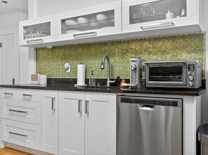 159 South St, Unit 1L in Boston, MA - Building Photo - Building Photo