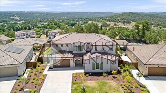 8111 Benevento Dr in El Dorado Hills, CA - Building Photo
