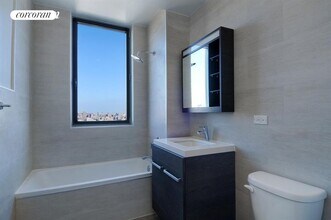 321 W 110th St in New York, NY - Building Photo - Building Photo
