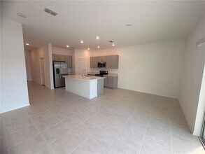 2212 Portrait St in Kissimmee, FL - Building Photo - Building Photo