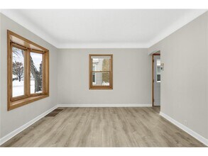 3744 Perry Ave N in Minneapolis, MN - Building Photo - Building Photo