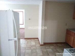 95 Nichols Ave, Unit 96 Nichols B in Watertown, MA - Building Photo - Building Photo