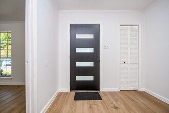 7703 Braesridge Ct in Houston, TX - Building Photo - Building Photo