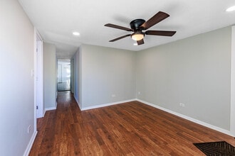 113 Washington Ave in La Grange, IL - Building Photo - Building Photo