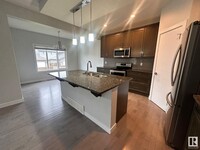 9455-9227 227 St NW in Edmonton, AB - Building Photo - Building Photo