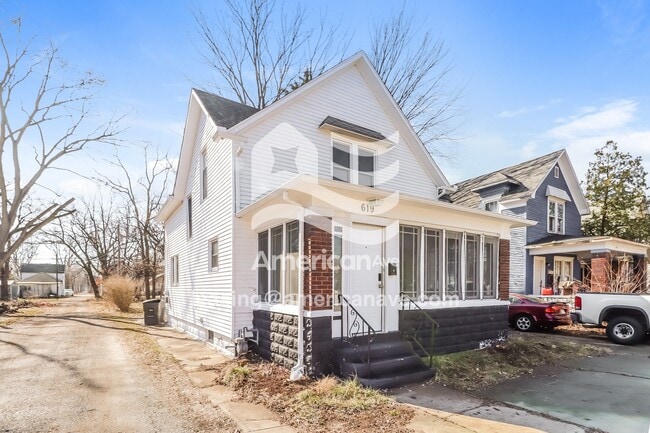 property at 619 W Cleveland Ave