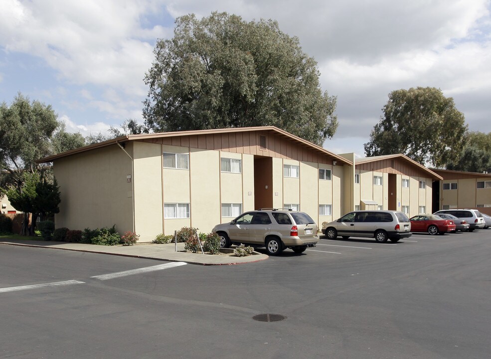 Florin Meadows Apartments in Sacramento, CA - Foto de edificio