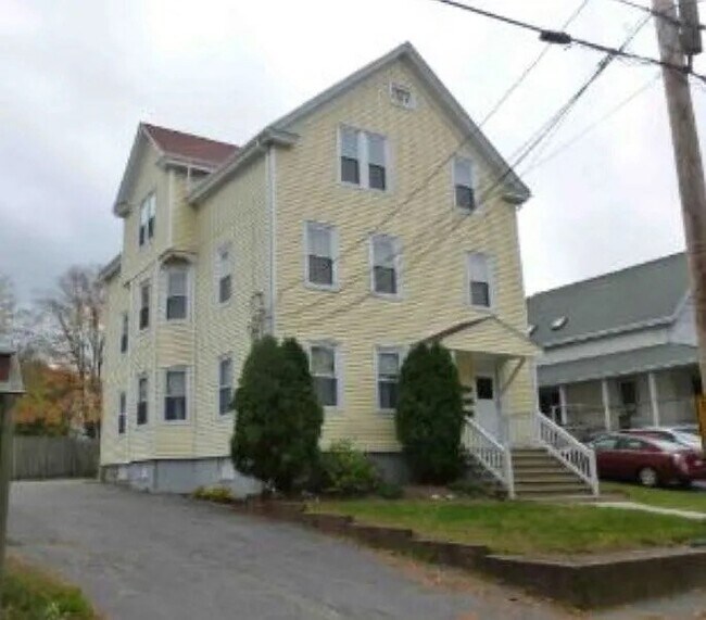 42 Pleasant St in North Attleborough, MA - Building Photo - Building Photo