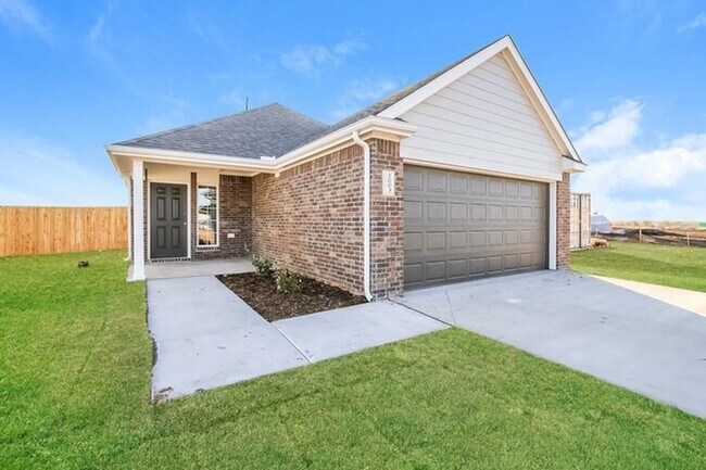 2003 Malus Way in El Reno, OK - Building Photo - Building Photo