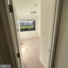 1717 Westwind Way-Unit -15 in McLean, VA - Building Photo - Building Photo