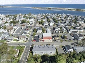 31 Shore Dr in Highlands, NJ - Building Photo - Building Photo
