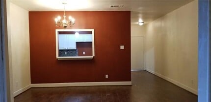 14277 Preston Rd in Dallas, TX - Building Photo - Building Photo