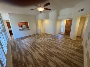 10607 S Cave Primrose Ct in Vail, AZ - Building Photo - Building Photo