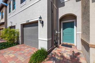 2349 Post St in Palm Springs, FL - Building Photo - Building Photo