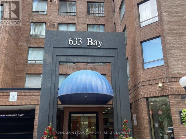 633-1633 Bay St. in Toronto, ON - Building Photo - Building Photo