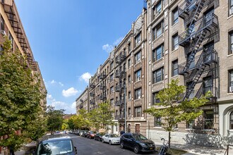 665 W 161st St in New York, NY - Foto de edificio - Building Photo