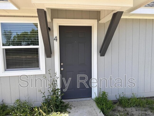 11015 I-30 Frontage Rd in Cumby, TX - Building Photo - Building Photo