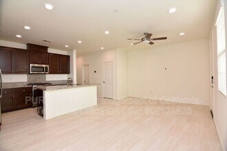 40359 Calle Real in Murrieta, CA - Building Photo - Building Photo