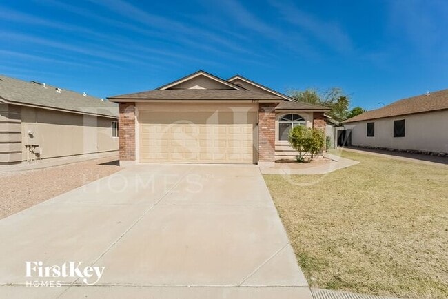 8518 E Clovis Ave in Mesa, AZ - Building Photo - Building Photo
