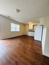 3027 Adams Blvd in Greenville, NC - Foto de edificio - Building Photo