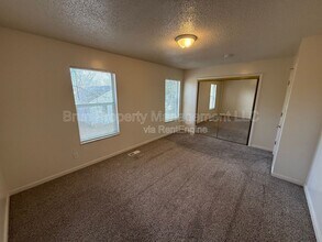 1105 W Parkway Ave in Knoxville, TN - Building Photo - Building Photo