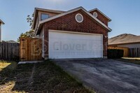 5511 Senisa Springs in San Antonio, TX - Foto de edificio - Building Photo