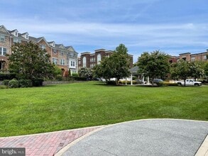 742 Cobbler Pl in Gaithersburg, MD - Building Photo - Building Photo