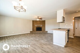 308 Rockcrest Dr in Mesquite, TX - Foto de edificio - Building Photo