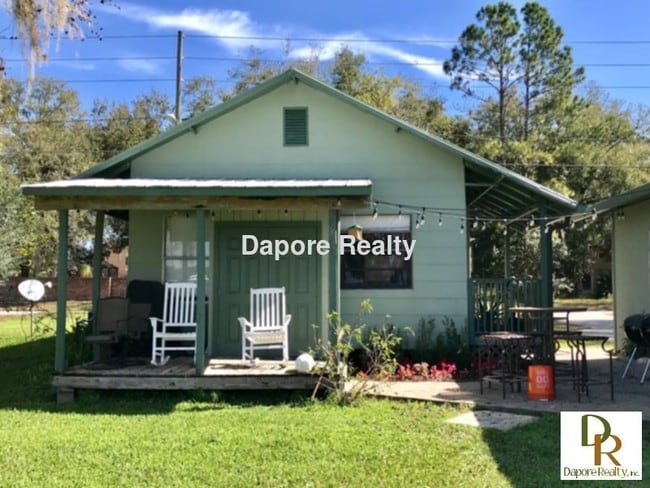 9928 Bear Lake Rd in Apopka, FL - Foto de edificio - Building Photo