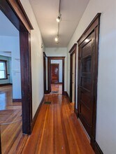 298 Highland Ave, Unit 1 in Somerville, MA - Foto de edificio - Building Photo