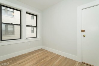 8 Elko St-Unit -Apt 8 in Boston, MA - Building Photo - Building Photo