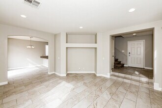 1035 Sweeping Vine Ave in Las Vegas, NV - Building Photo - Building Photo