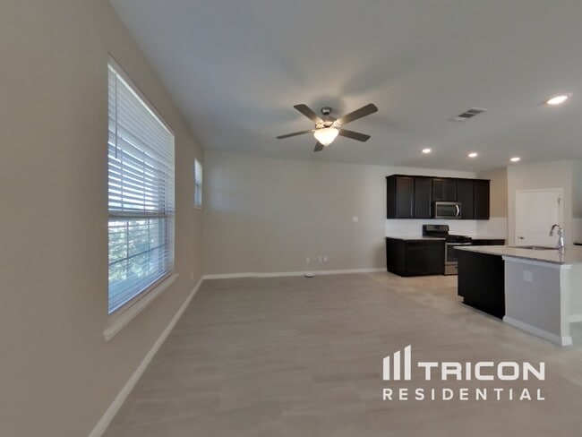 5911 Pleasanton Pkwy in Pflugerville, TX - Building Photo - Building Photo