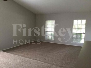 4200 Wayfaring St in Mesquite, TX - Building Photo - Building Photo