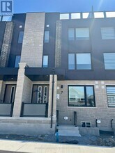 7 Wisla Ave in Markham, ON - Building Photo - Building Photo