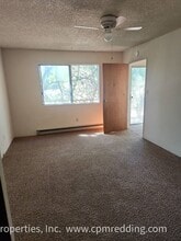 51 N Miner St in Weaverville, CA - Building Photo - Building Photo