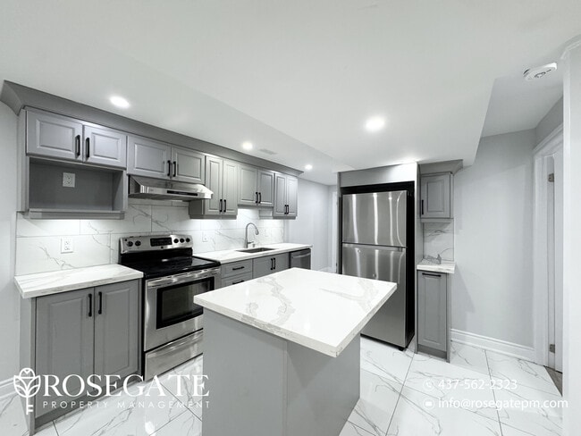 1108 Solomon Ct in Milton, ON - Building Photo - Building Photo