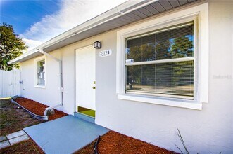 3312 52nd Ave Dr W in Bradenton, FL - Foto de edificio - Building Photo