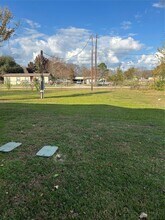 16011 Mary Ann Ln in Cypress, TX - Foto de edificio - Building Photo