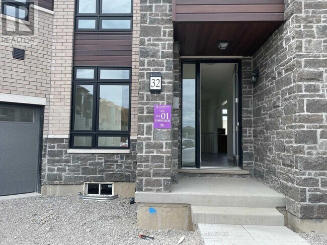 32 Purple Sage Dr in Brampton, ON - Building Photo - Building Photo