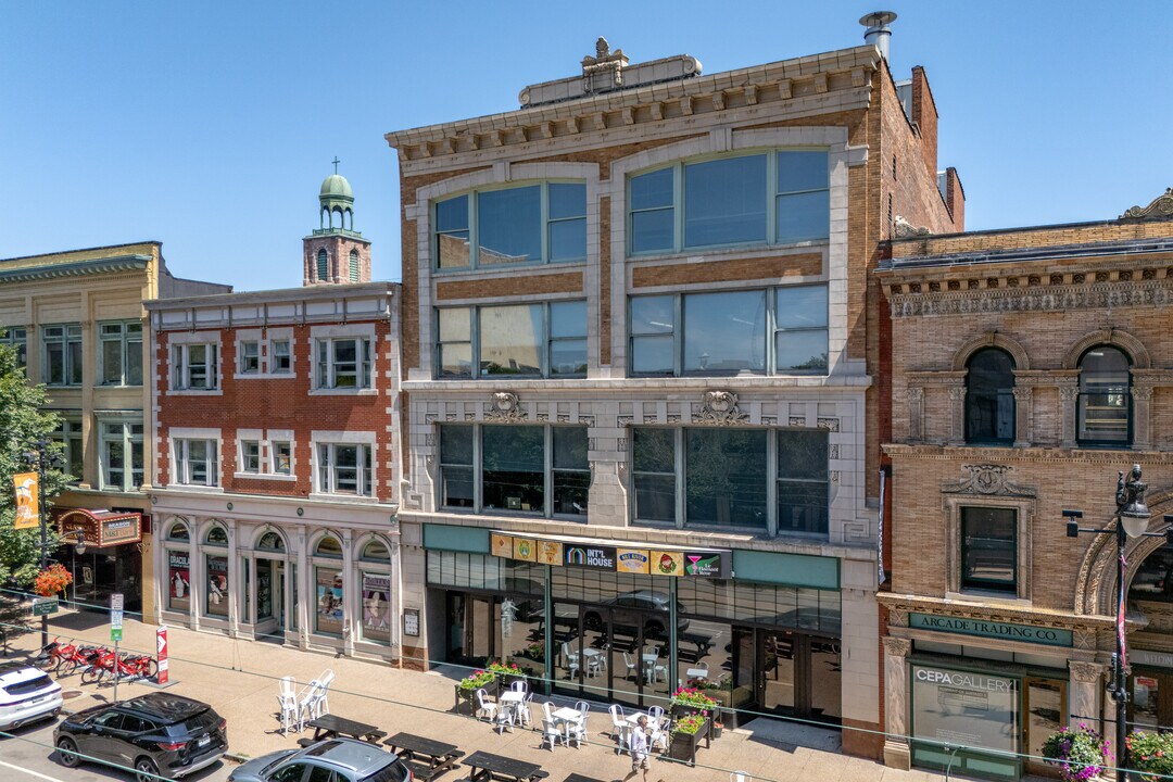 625 Main Street in Buffalo, NY - Building Photo