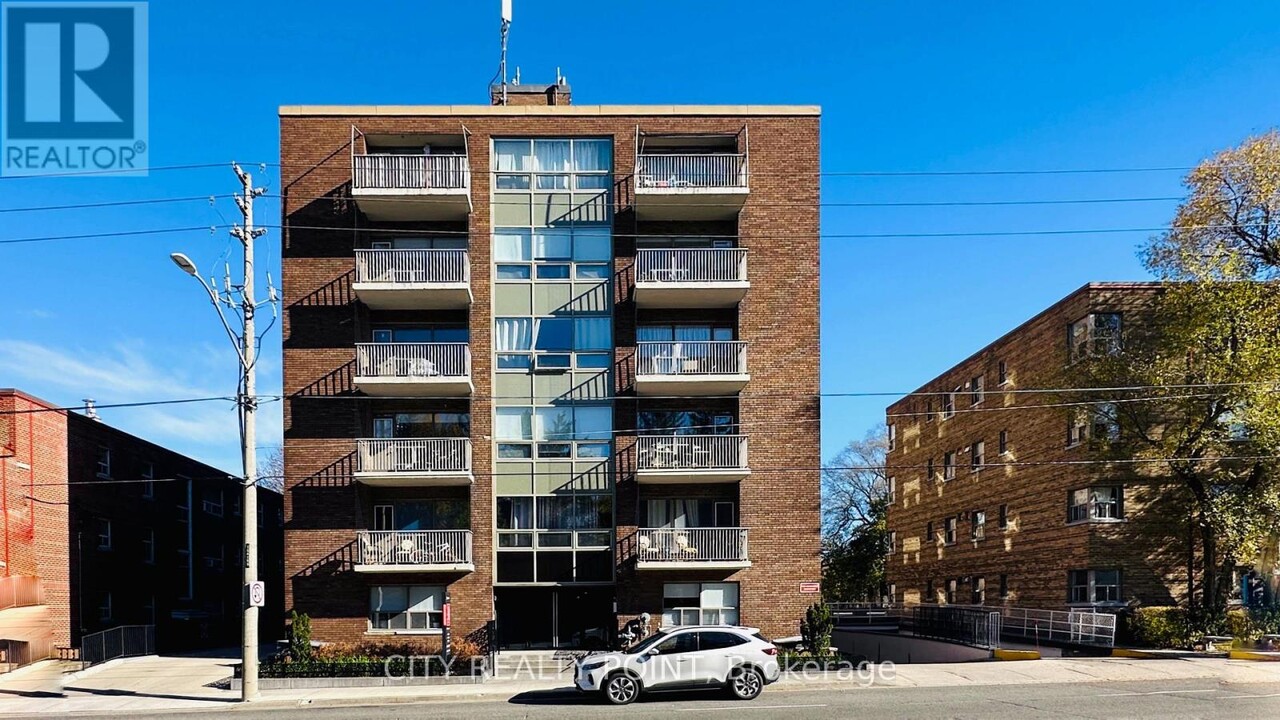 103-1291 BAYVIEW Ave in Toronto, ON - Building Photo